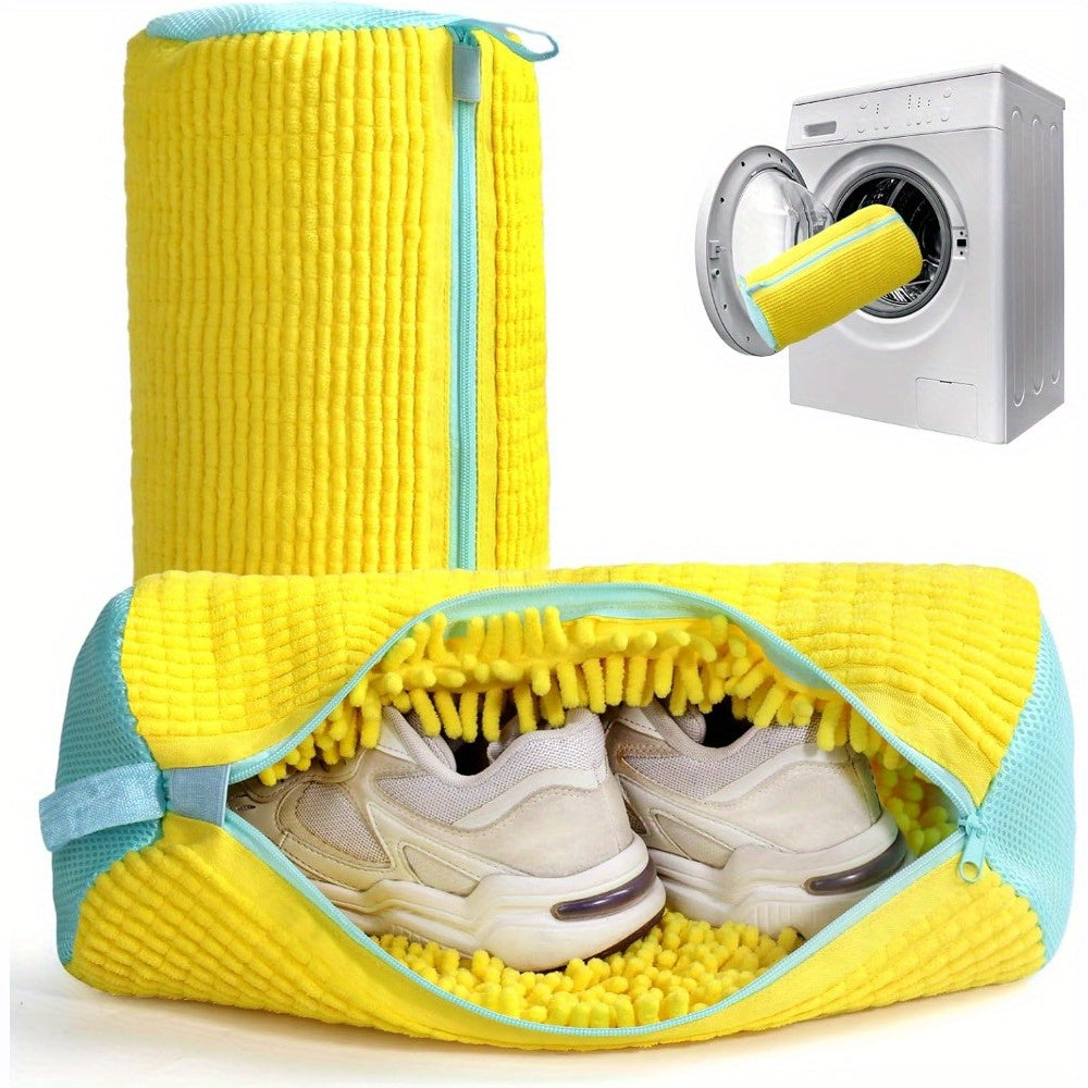 Heavy-duty shoe washing machine bag with protective lining and secure zipper closure