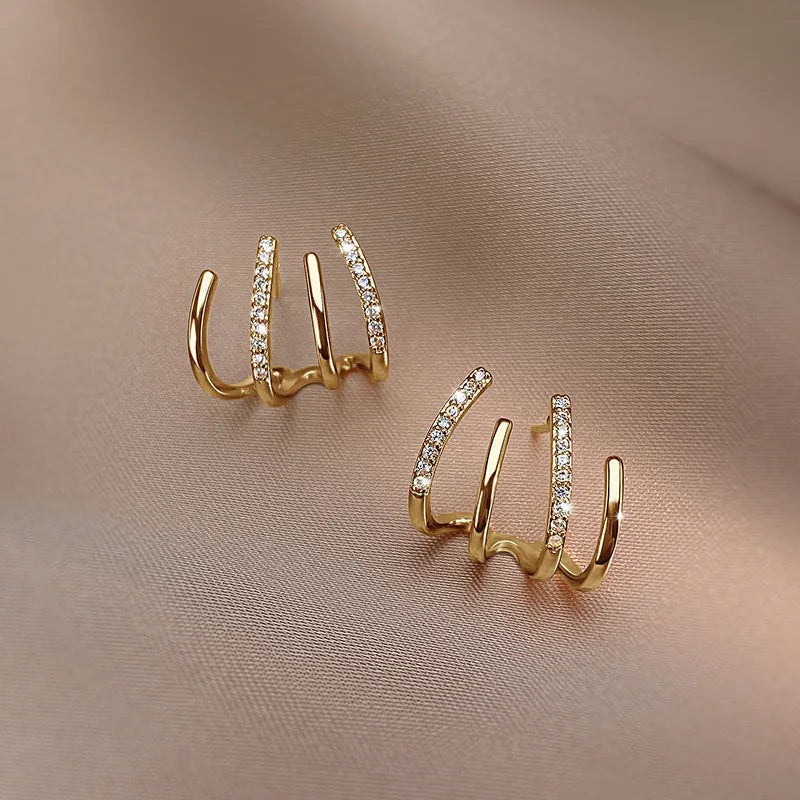 Boucles d'oreilles Astra Twist pour femmes, bijoux légers et remarquables, finition hypoallergénique | Fervei