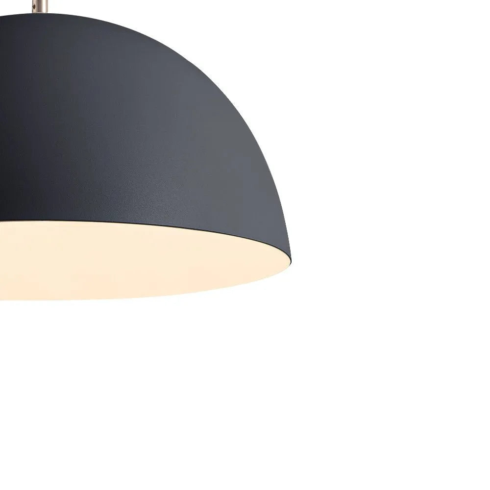 Moderní minimalistické závěsné světlo s bílým kloboukem a jedním světlem