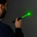 Laserosoitin-taskulamppu säädettävällä tarkennuksella, USB-ladattava, 10 000 metrin kantama
