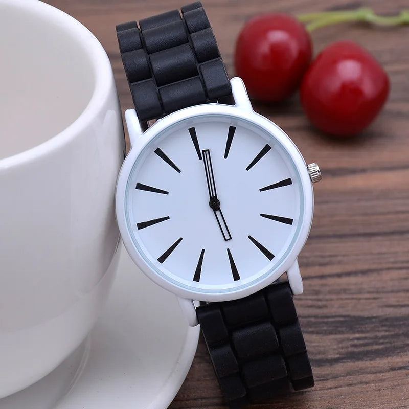 Spectrum Wristwatch With Minimalist Dial For Unisex Everyday Style