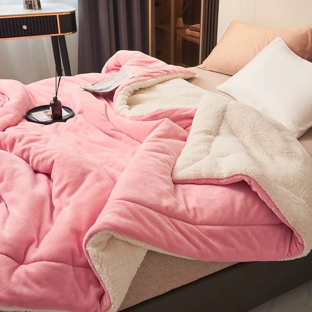 Warm Luxury Fleece Blanket for Cozy Bedding