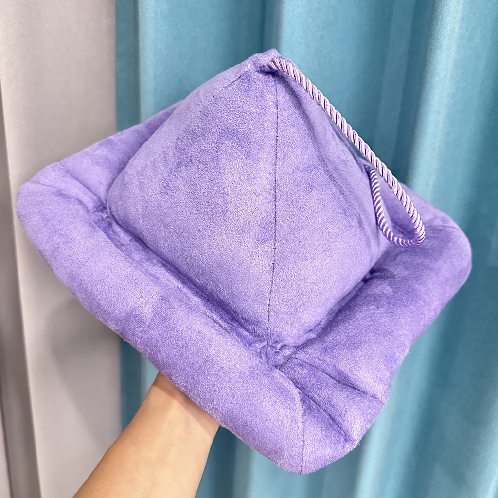 Pyramid Reading Pillow Stand