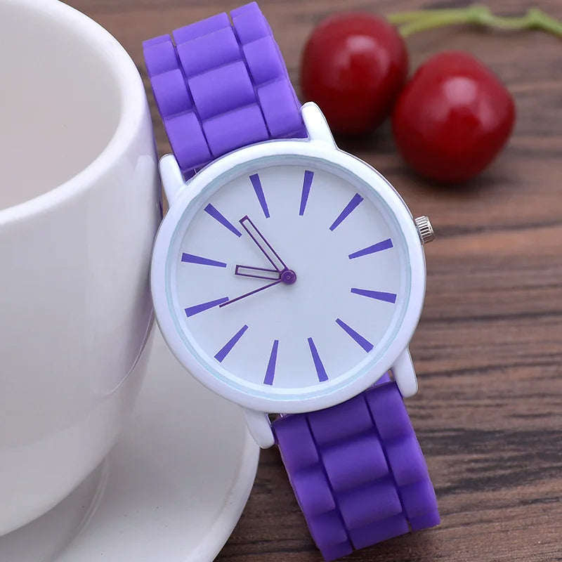 Spectrum Wristwatch With Minimalist Dial For Unisex Everyday Style
