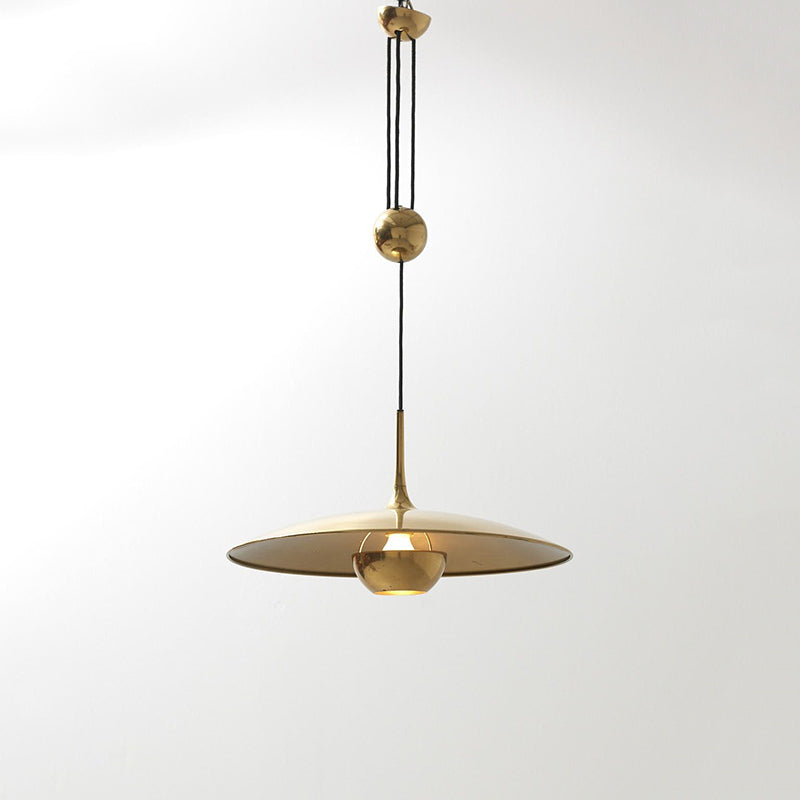 Suspension LED Lumara pour une ambiance chaleureuse dans le salon