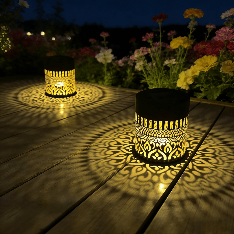 Solar Projection Lamp for Elegant Outdoor Ambience