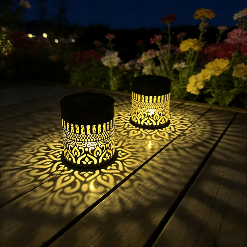 Solar Projection Lamp for Elegant Outdoor Ambience
