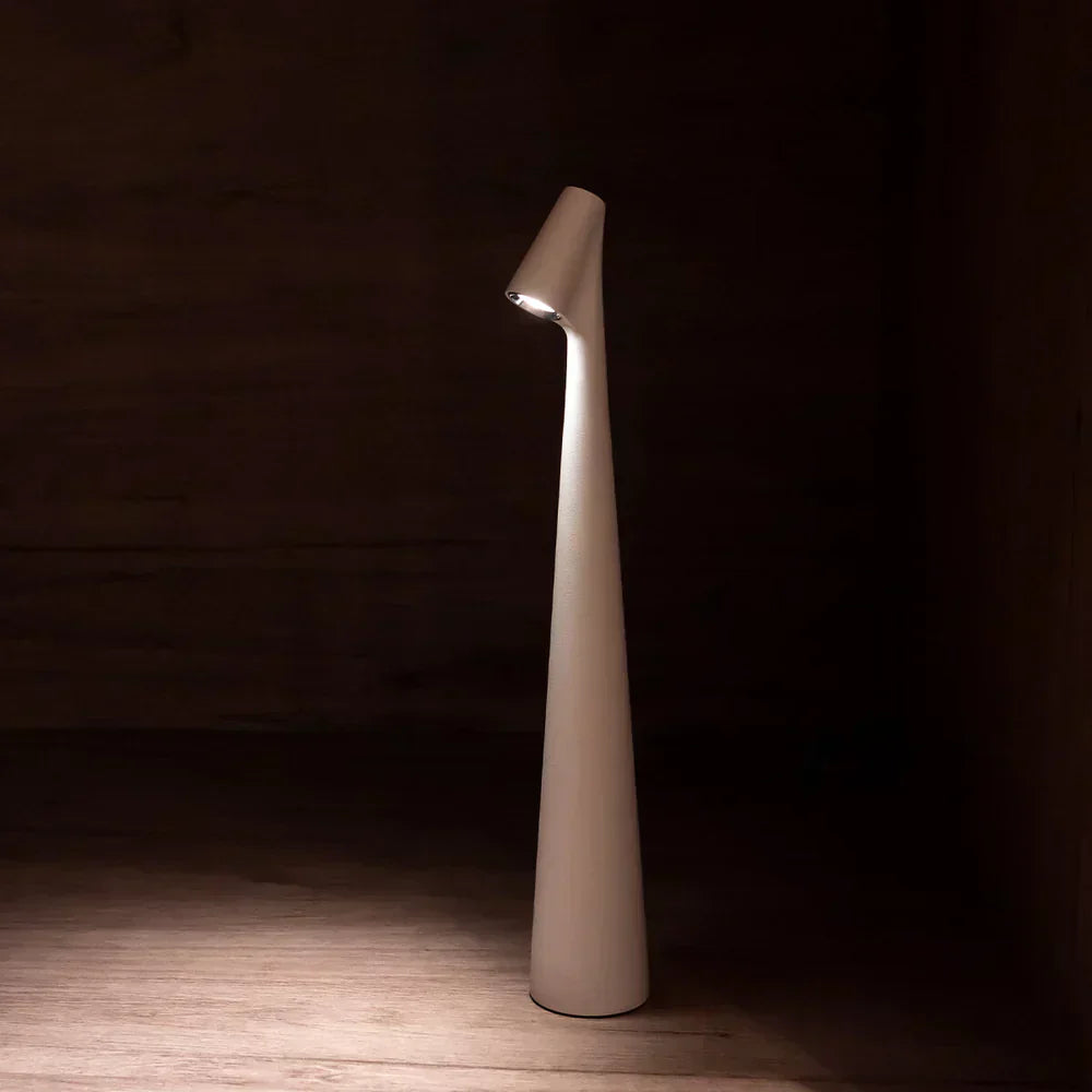 Kablosuz LED'li Nordic Minimalist Okuma ve Yemek Masası Lambası
