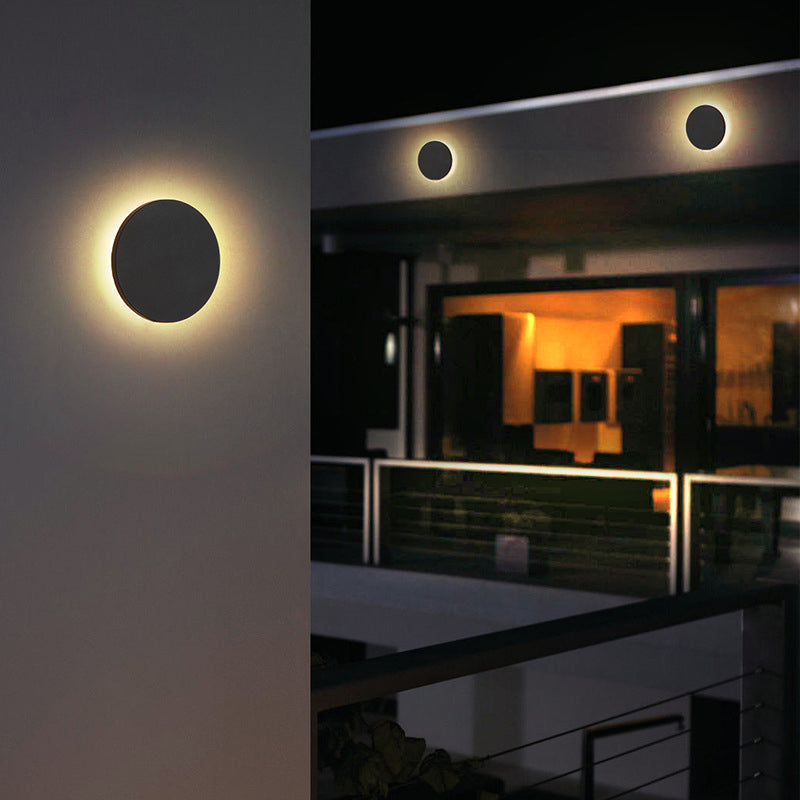 Arden Sleek Exterior LED Fixture For Outdoor Walls And Entryways