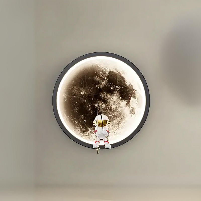 CosmoNova LED astronaut nástěnné světlo s měsíčním světelným akcentem