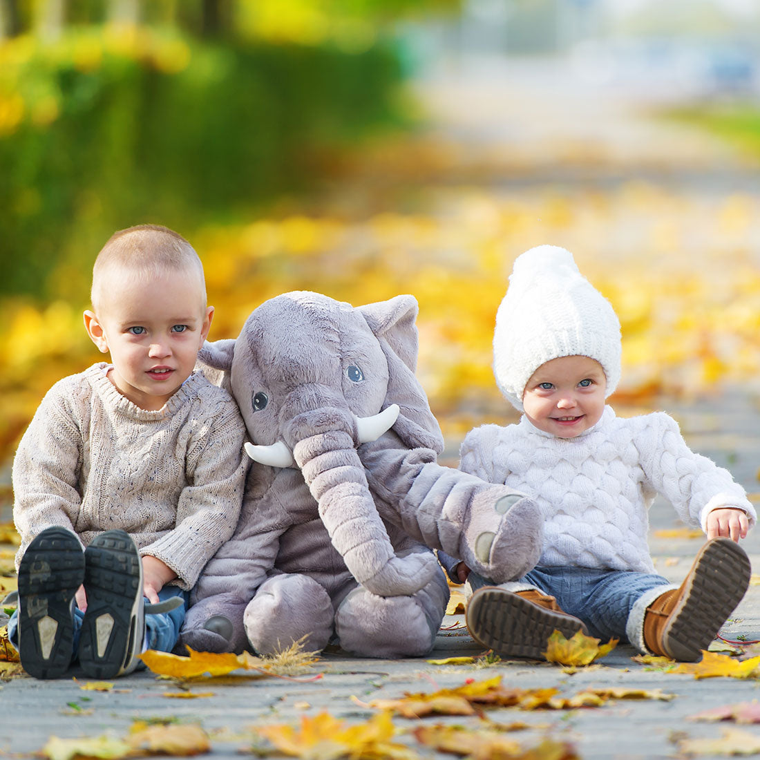 Almohada de peluche elefante Little Jax para niños, juguete suave para abrazar en dos tamaños