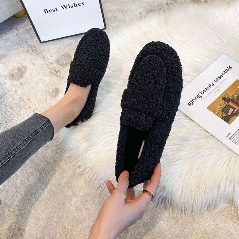VelvetPeak elegantní zimní pantofle pro teplo a pohodlí