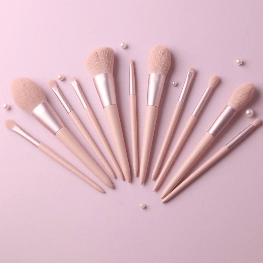 Set di 11 Pennelli per Trucco Velora per una Finitura Professionale Impeccabile