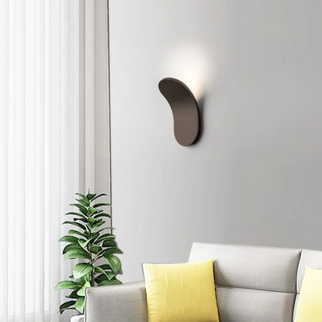VaraNord Nordic Minimalist Wall Lamp for Modern Living Rooms