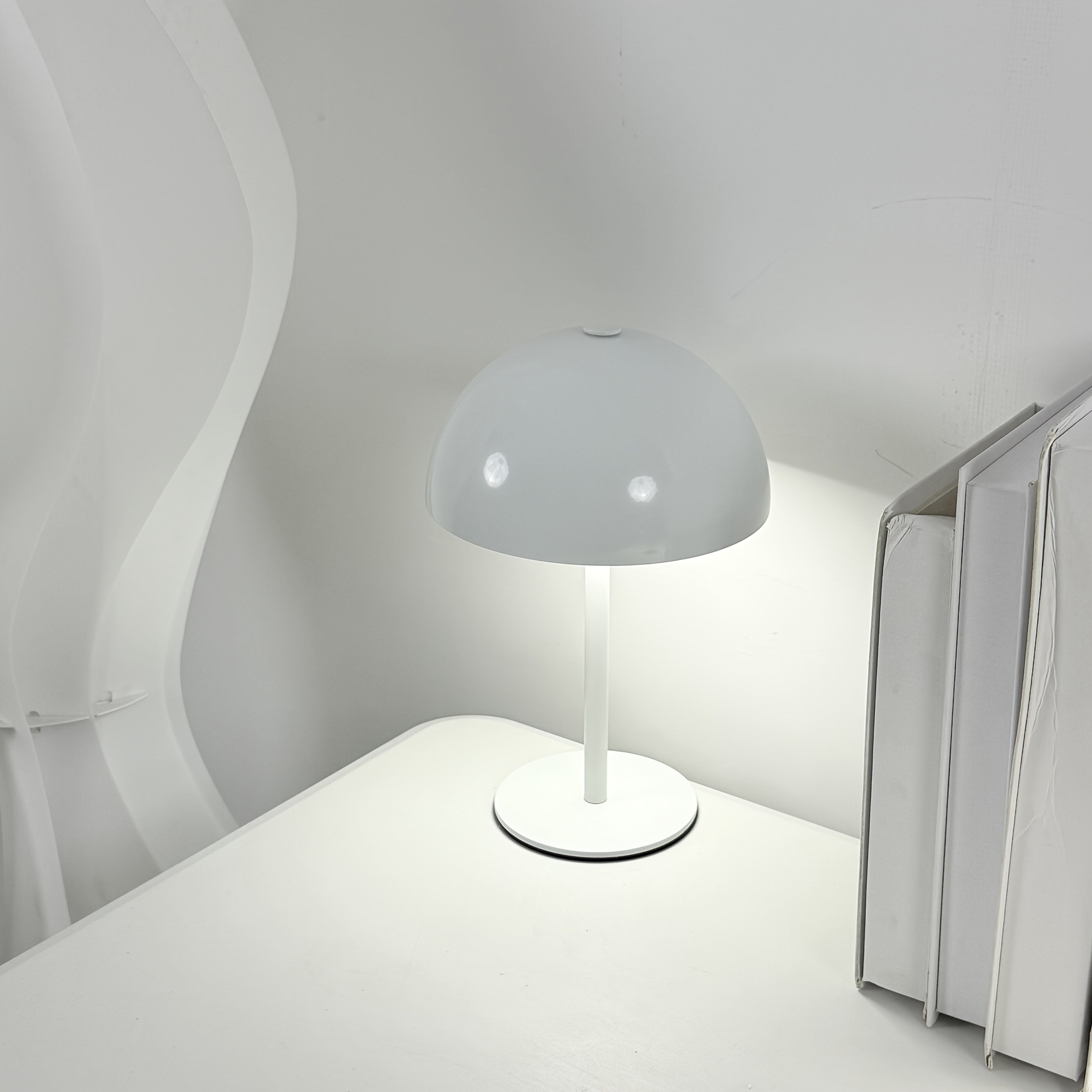 Trådløs berøringsbordlampe