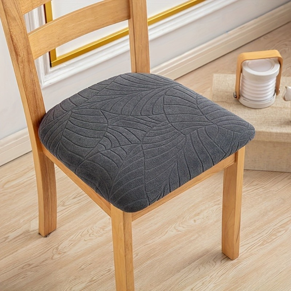 Okamžité potahy na židle pro moderní interiérový styl