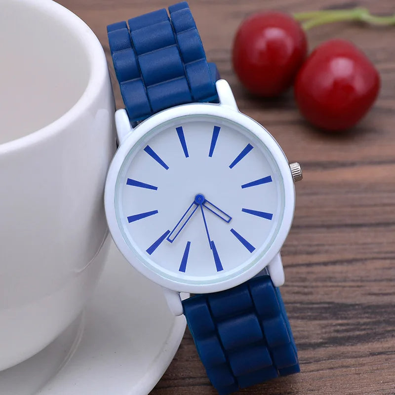 Spectrum Wristwatch With Minimalist Dial For Unisex Everyday Style
