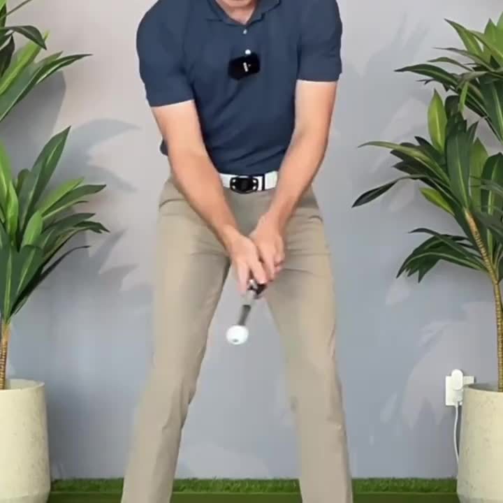 Protahovací trenér golfového švihu
