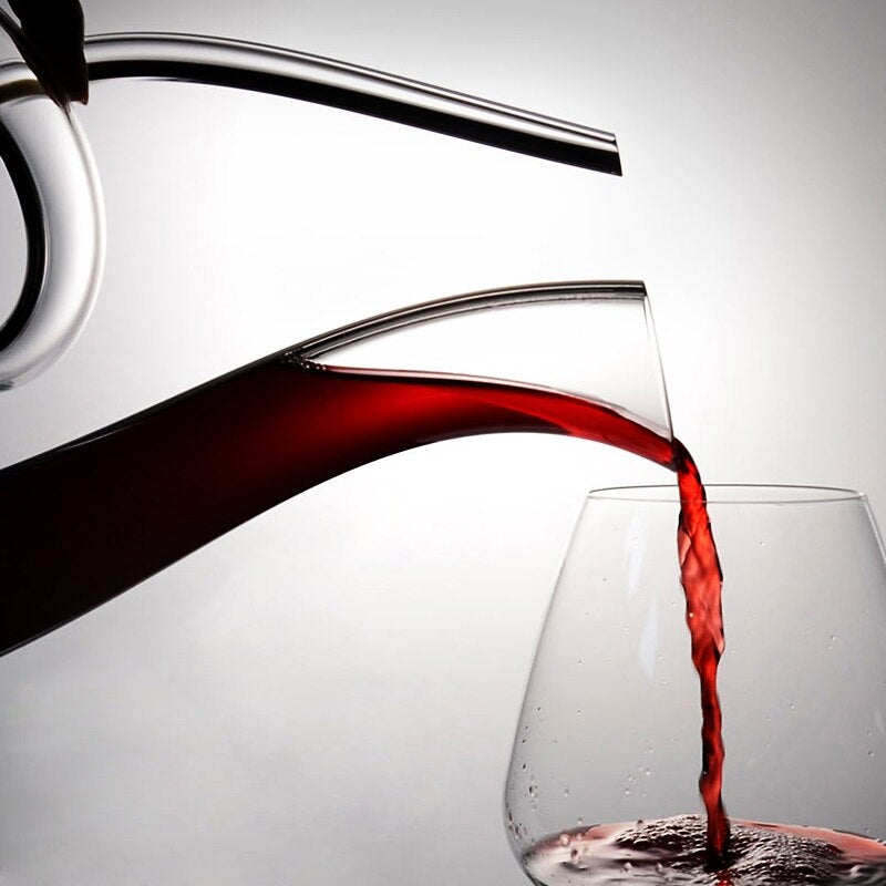 Decantador de vino Mendocino Twist con cristal para mesas modernas