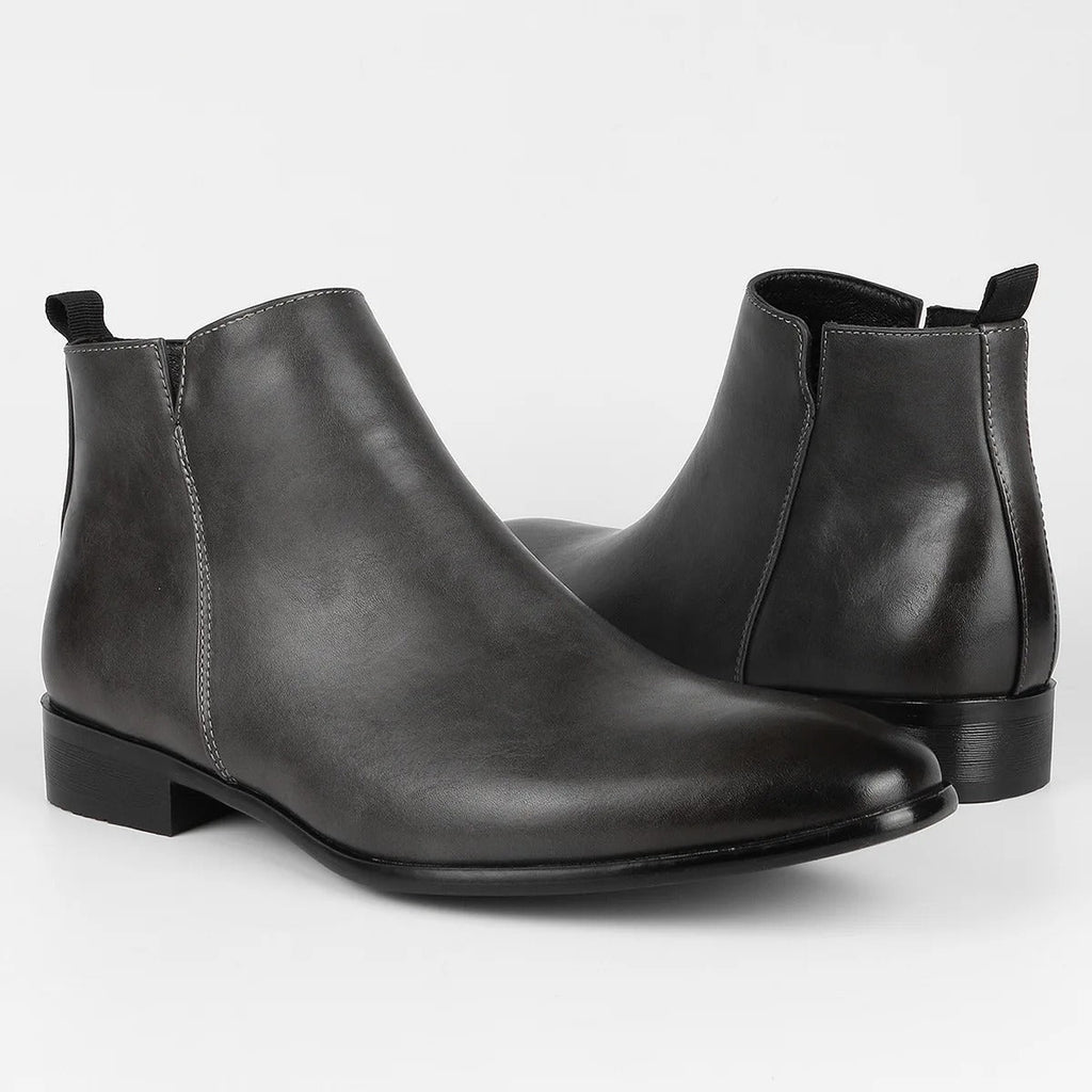 Aurelia Men's Chelsea Style Leather Boots With Sleek Look