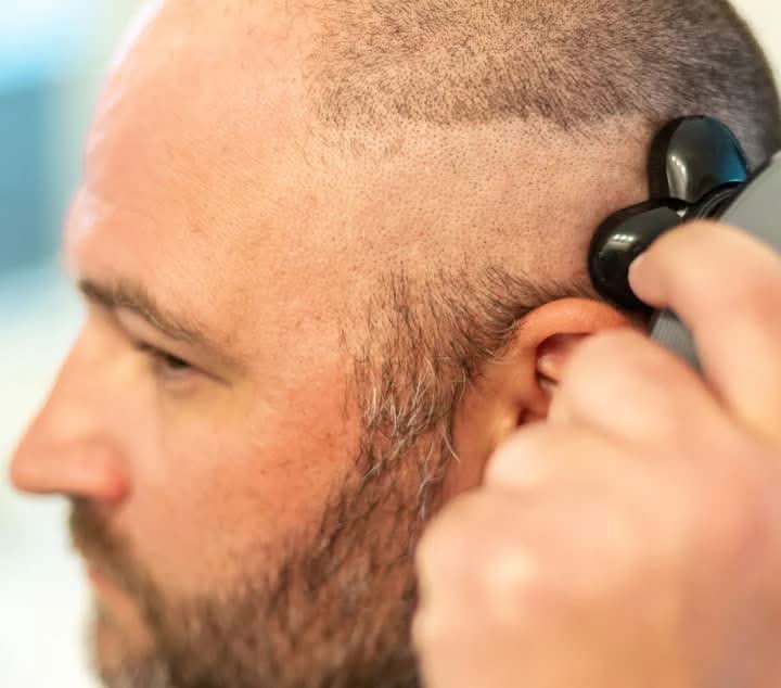 FlexTrim Pro 5-In-1 Trimmer With Floating Shaving Heads And Accessories