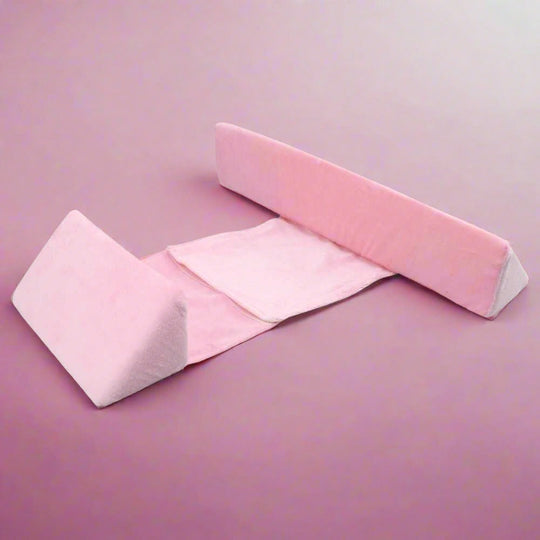 Almofada Triangular Ajustável para Dormir de Lado para Bebés desde o Nascimento até ao Primeiro Ano