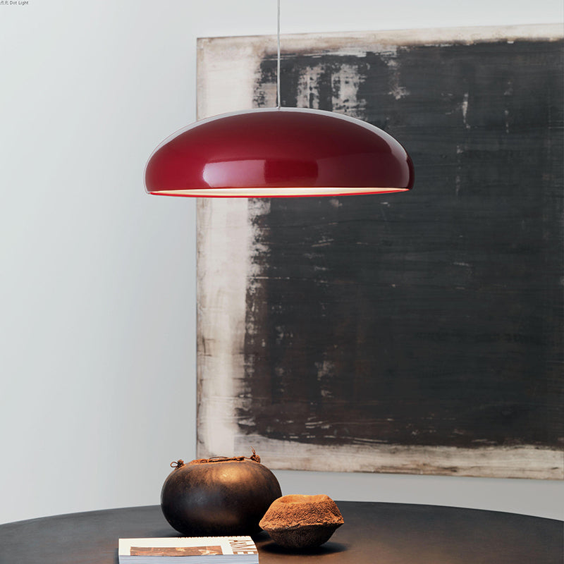 Závěsná lampa Orbita s kulatým moderním designem pro obývací pokoje