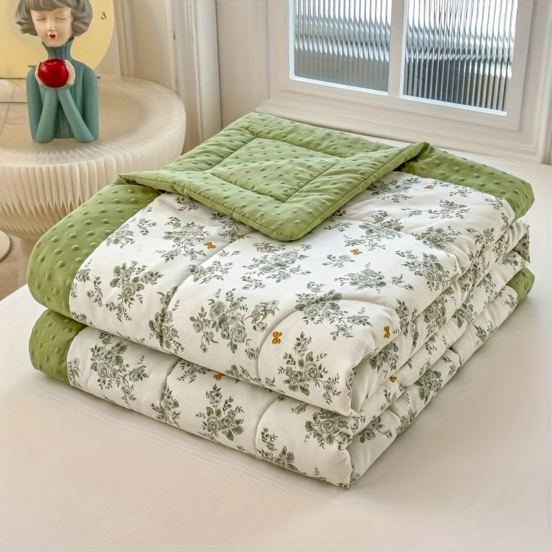 Lightweight Floral Summer Quilt for Cozy Sleep Comfort