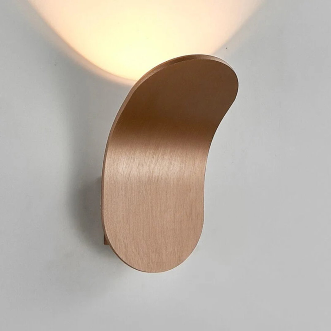 VaraNord Nordic Minimalist Wall Lamp for Modern Living Rooms
