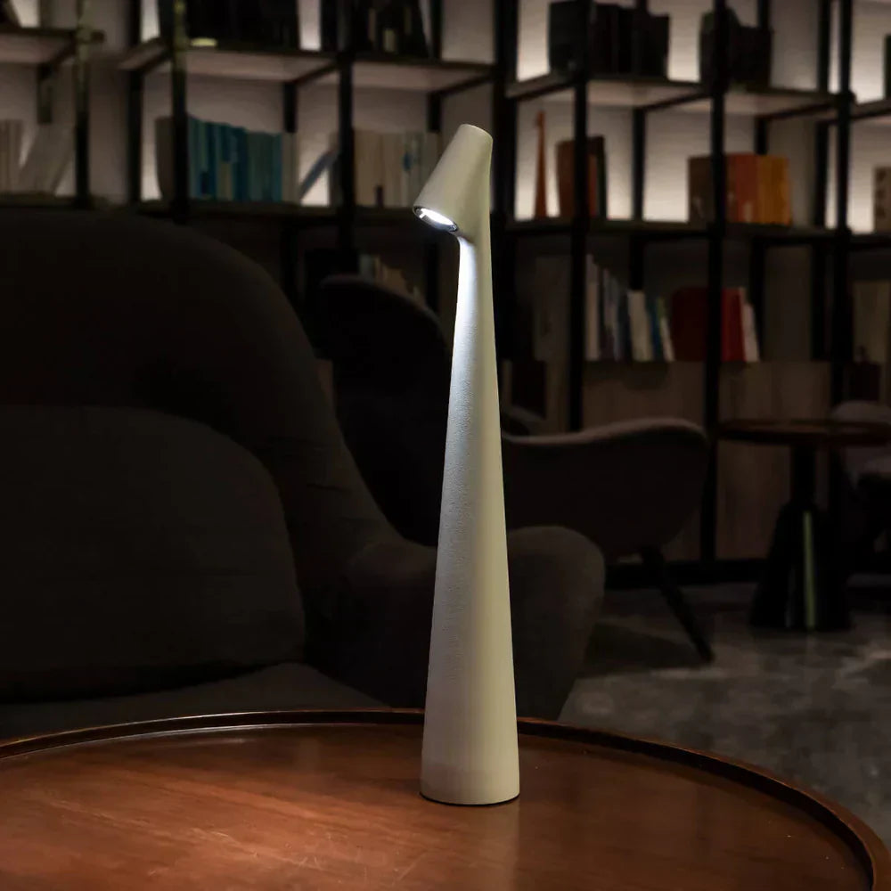Kablosuz LED'li Nordic Minimalist Okuma ve Yemek Masası Lambası
