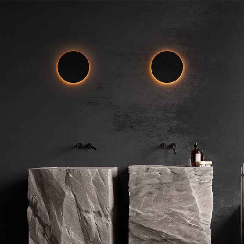 Arden Sleek Exterior LED Fixture For Outdoor Walls And Entryways