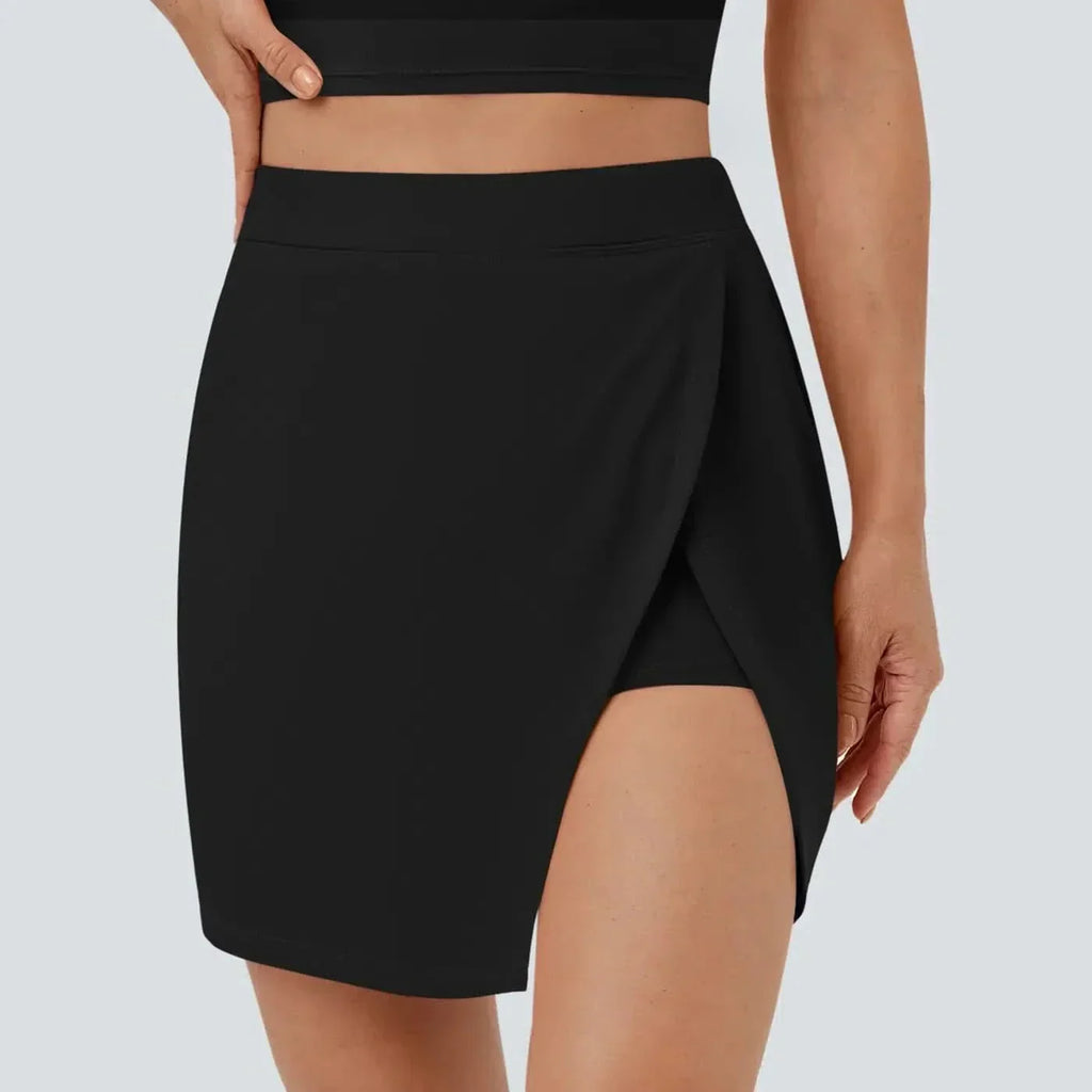 AeroFlex Airy Sports Skirt With Integrated Shorts And Flat Waist