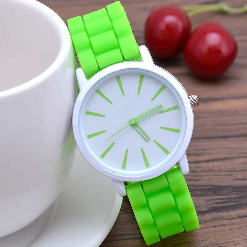 Spectrum Wristwatch With Minimalist Dial For Unisex Everyday Style