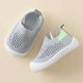 JoyStride Sneakers Leggere per Bambini con Suola Tread per Gioco Attivo