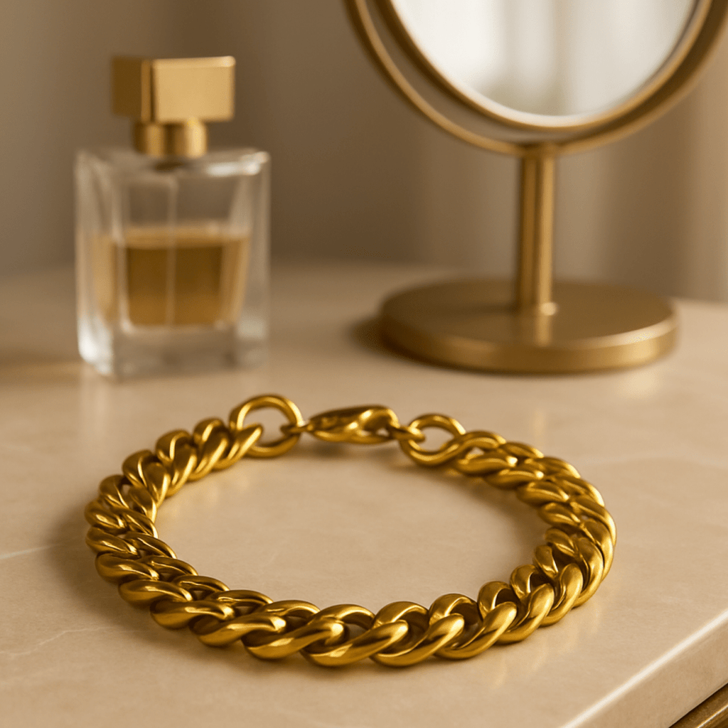 Aurum Edge: Stilfuldt Armbåndsur med Elegant Styrke på Håndleddet