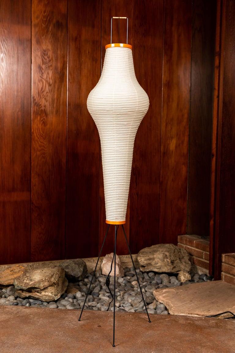 Akari Mulberry papir gulvlampe i metal, japansk stil til stuer