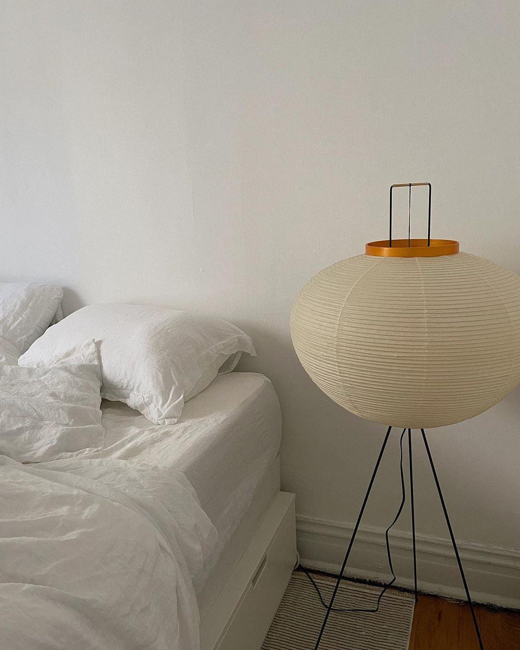 Akari Mulberry papir gulvlampe i metal, japansk stil til stuer