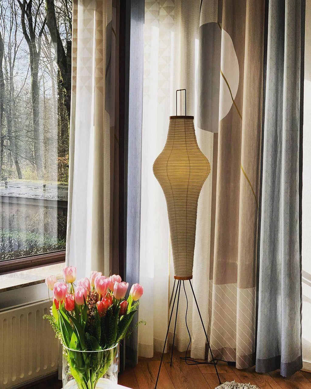 Akari Mulberry papir gulvlampe i metal, japansk stil til stuer