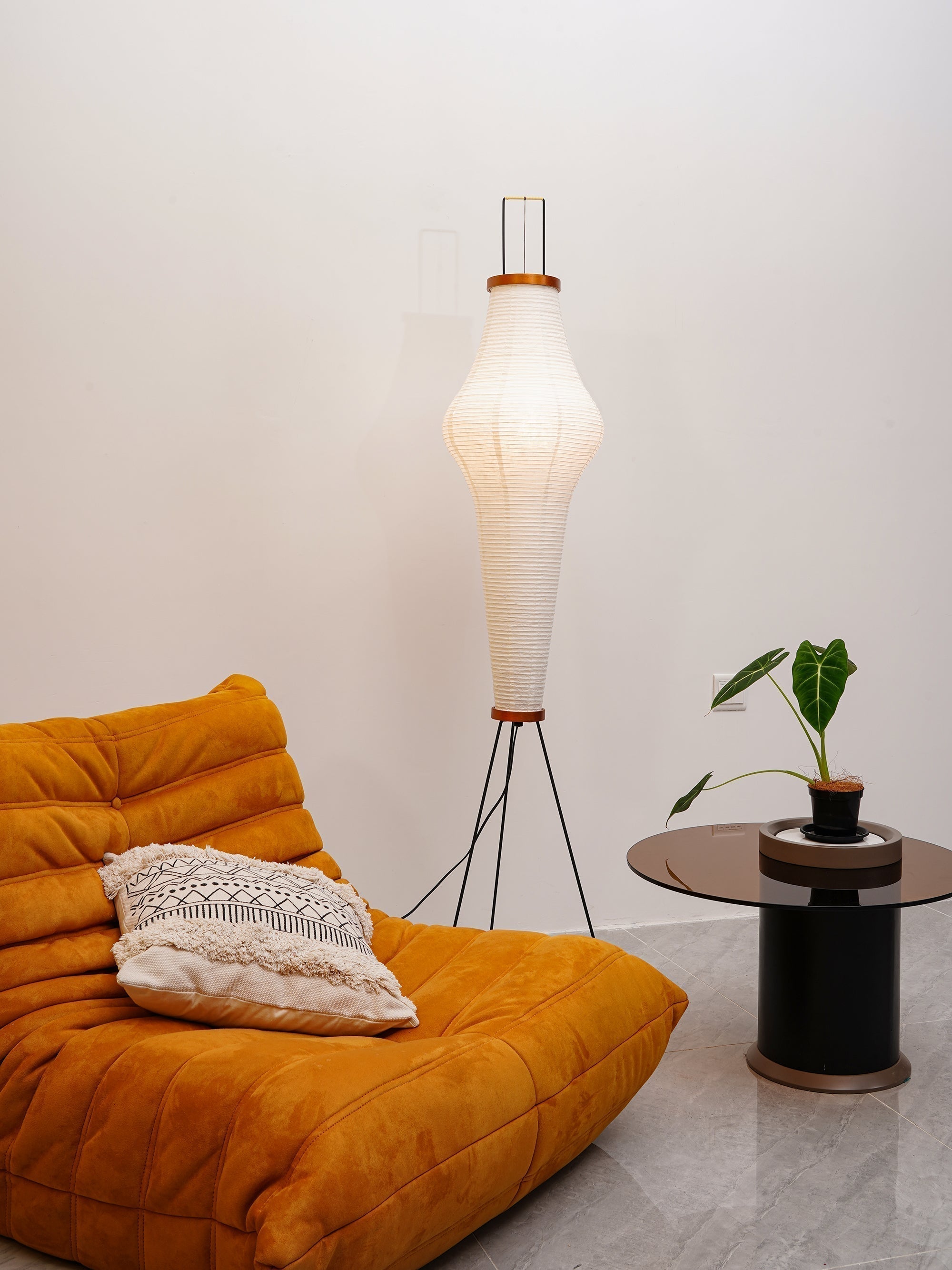 Akari Mulberry papir gulvlampe i metal, japansk stil til stuer