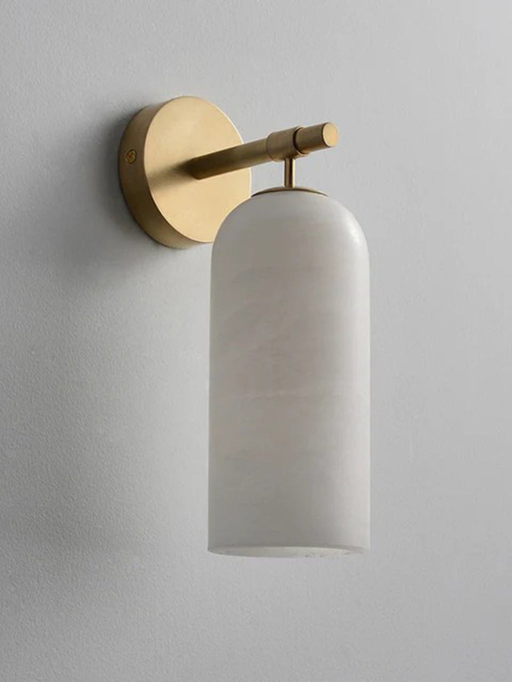 Lampada da parete cilindrica in alabastro con luce calda e cornice dorata