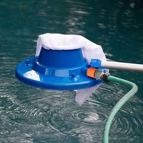 PureFlow Bezchemický čistič bazénu s silným sáním na listí a nečistoty