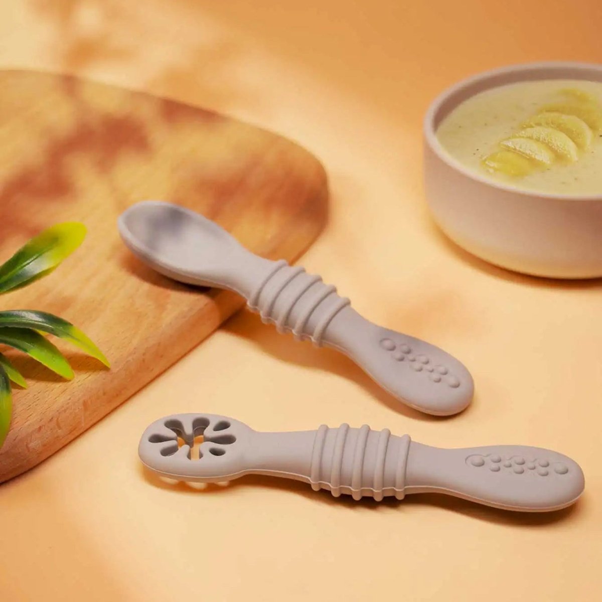 GentleBite měkká silikonová lžička pro krmení miminek pro každodenní použití