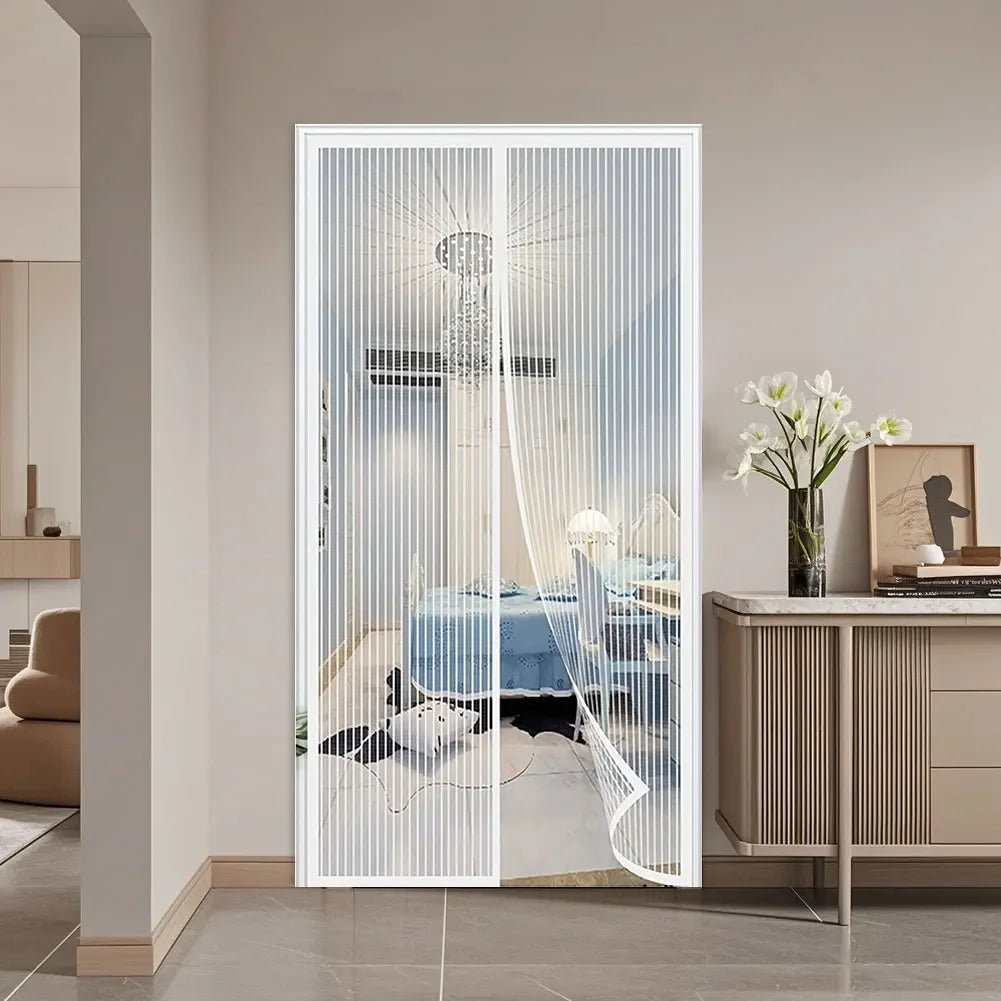 AeroMesh Magnetic Fly Screen Door With Automatic Closure