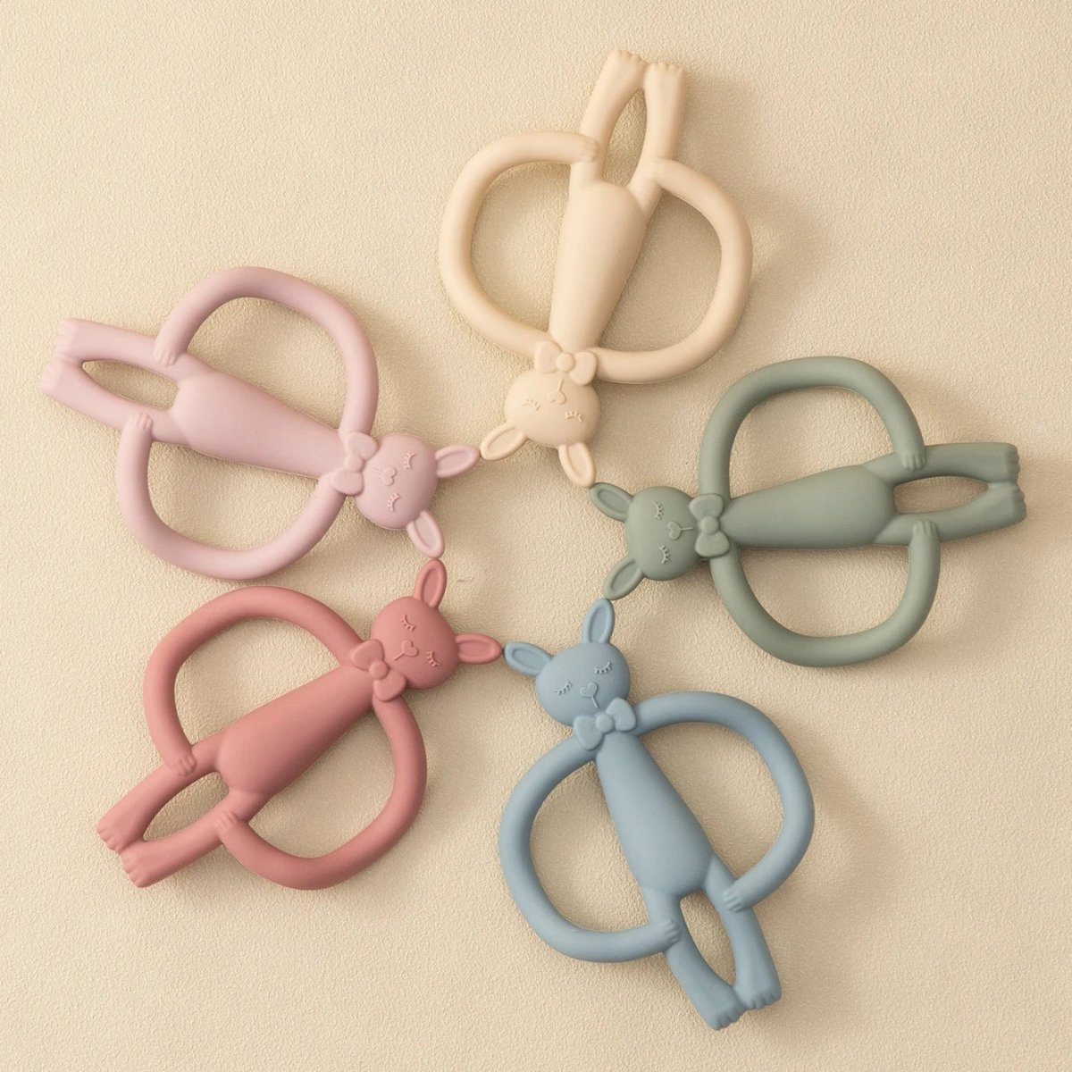 Anello da Dentizione in Silicone Morbido BunnyBloom con Motivo Coniglio Cartoon per Mani Piccole