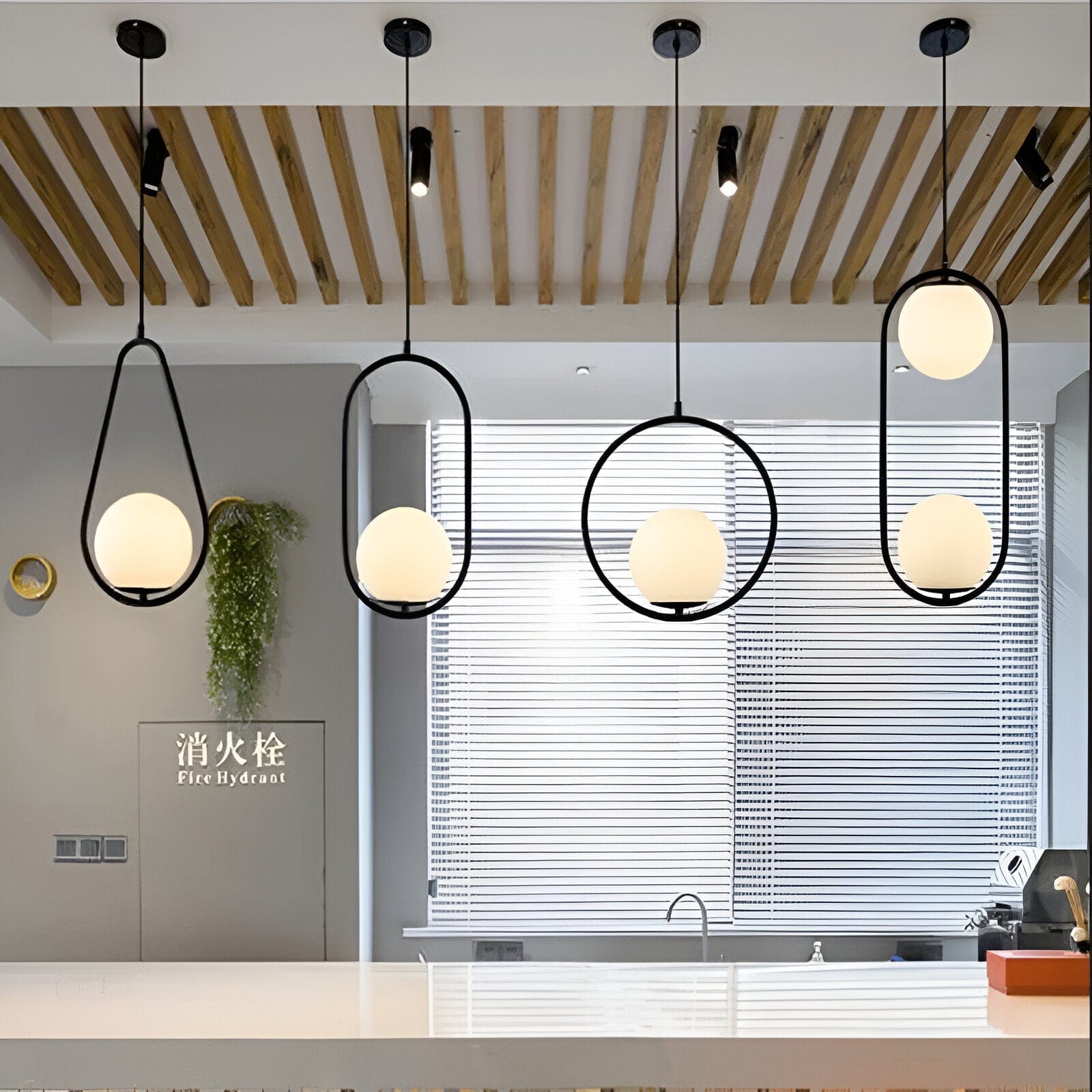 Auralis Glas-LED-Pendelleuchten für moderne Decken