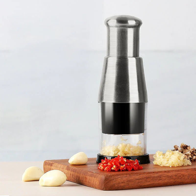 NovaMince Compact Garlic Chopper With Durable Metal Blades