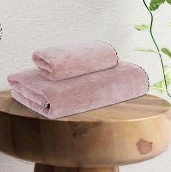 AeroFlex QuickDry Towel, Premium Microfiber, Fast Drying and Travel Ready