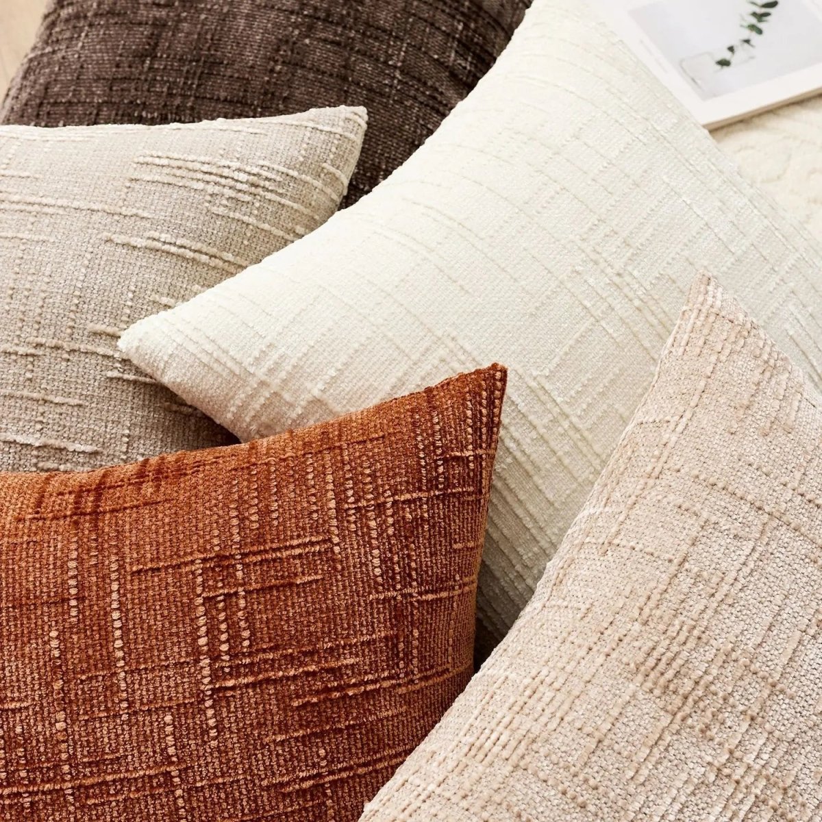 EverHaven Chenille Pillowcase With Bamboo Texture For Elegant Home Accents