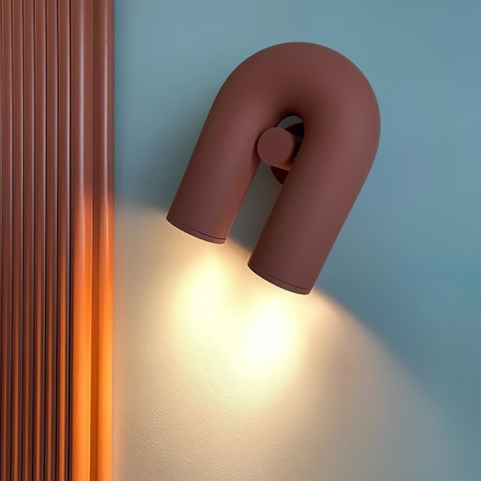 Aurelen | Moderní elegantní nástěnná lampa | Fervei