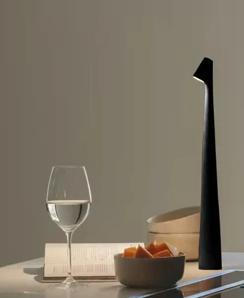 Kablosuz LED'li Nordic Minimalist Okuma ve Yemek Masası Lambası